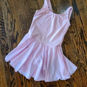 Girls Ballet Leotard with attached Skirt Size 6-8 in Soft Pink